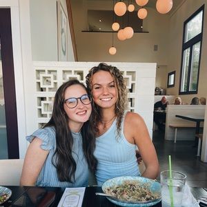 Meet your Posher, Ansley